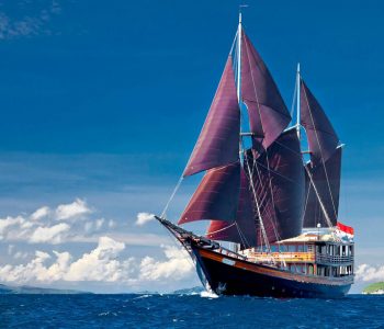 komodo boat charter